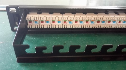 1U 24 ports UTP CAT6 Patch Panel (model 1U24C6)