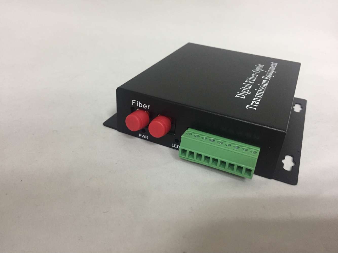 Media Converter 1fiber FC DX SM  to 4 port RS232