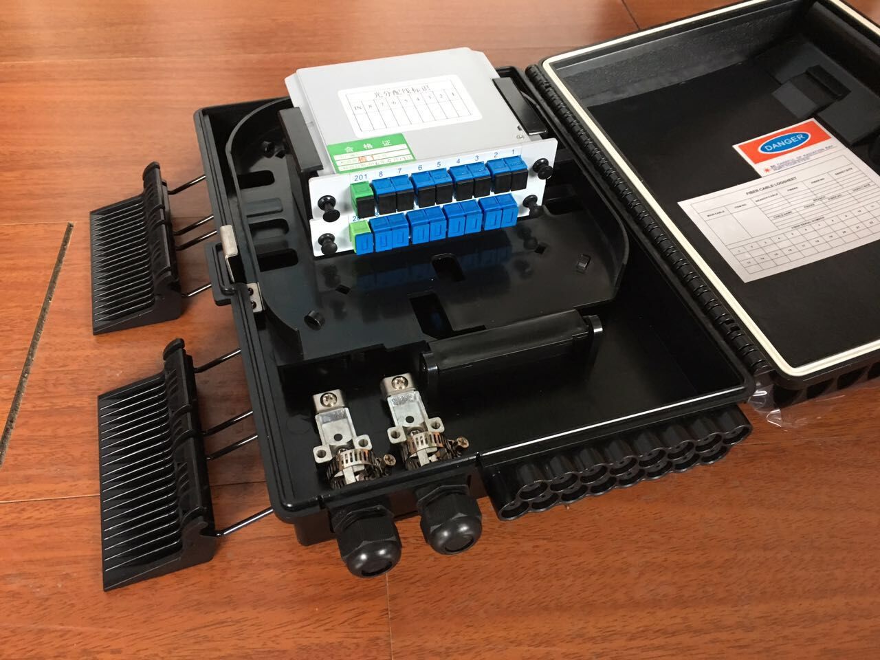 Fiber optic termination box 16XSC Modular PLC Splitter 16Ports Simplex