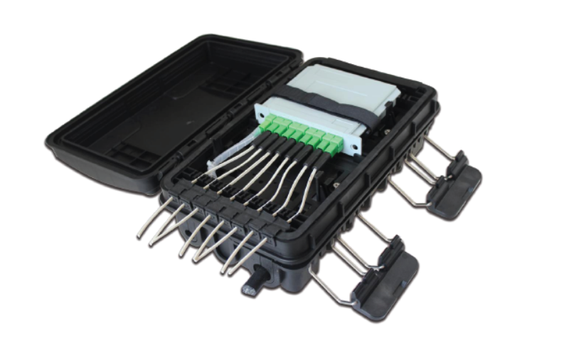 China FTTH box 24 cores with splitter
