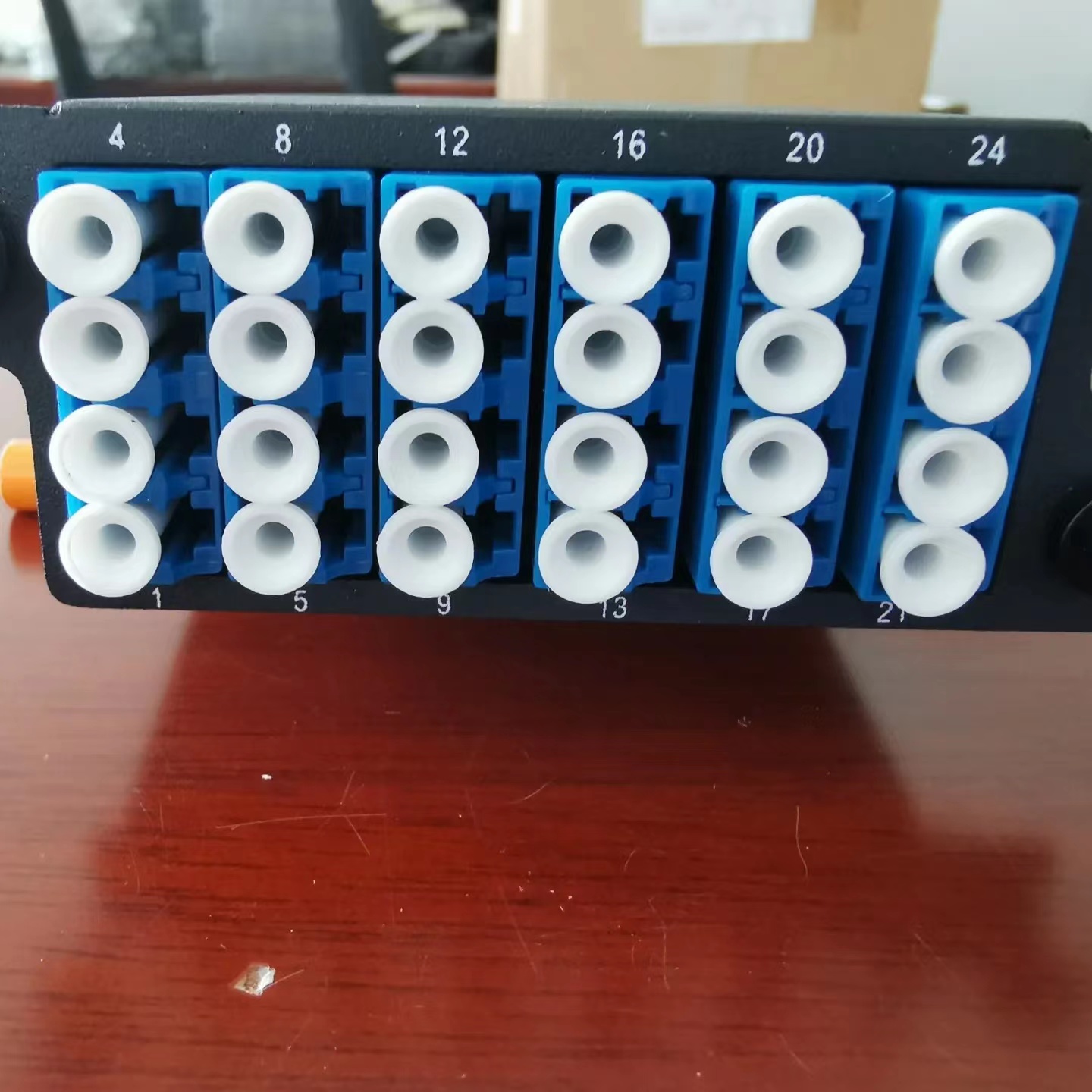 2U Rack Mount MPO To LC 288 Core HD Patch Panel