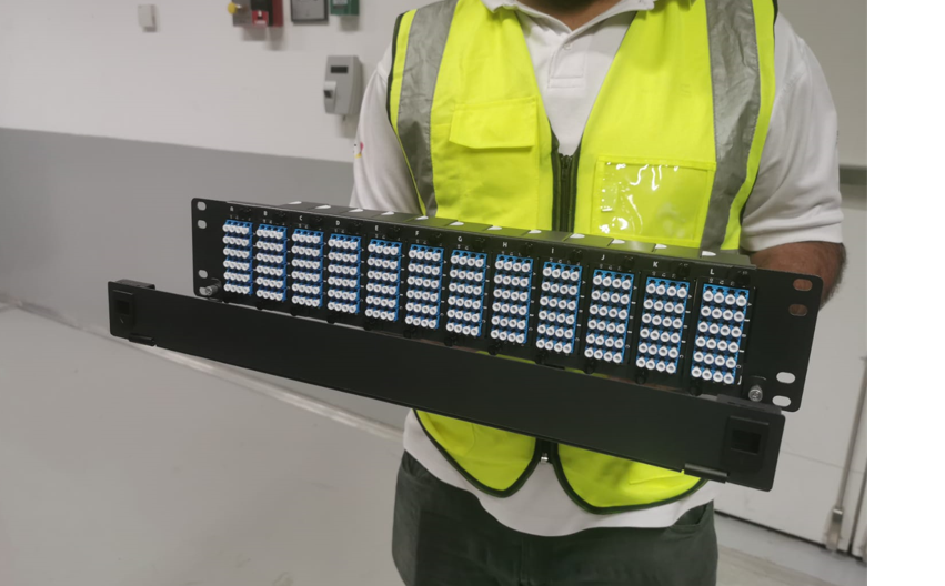 2U Rack Mount MPO To LC 288 Core HD Patch Panel